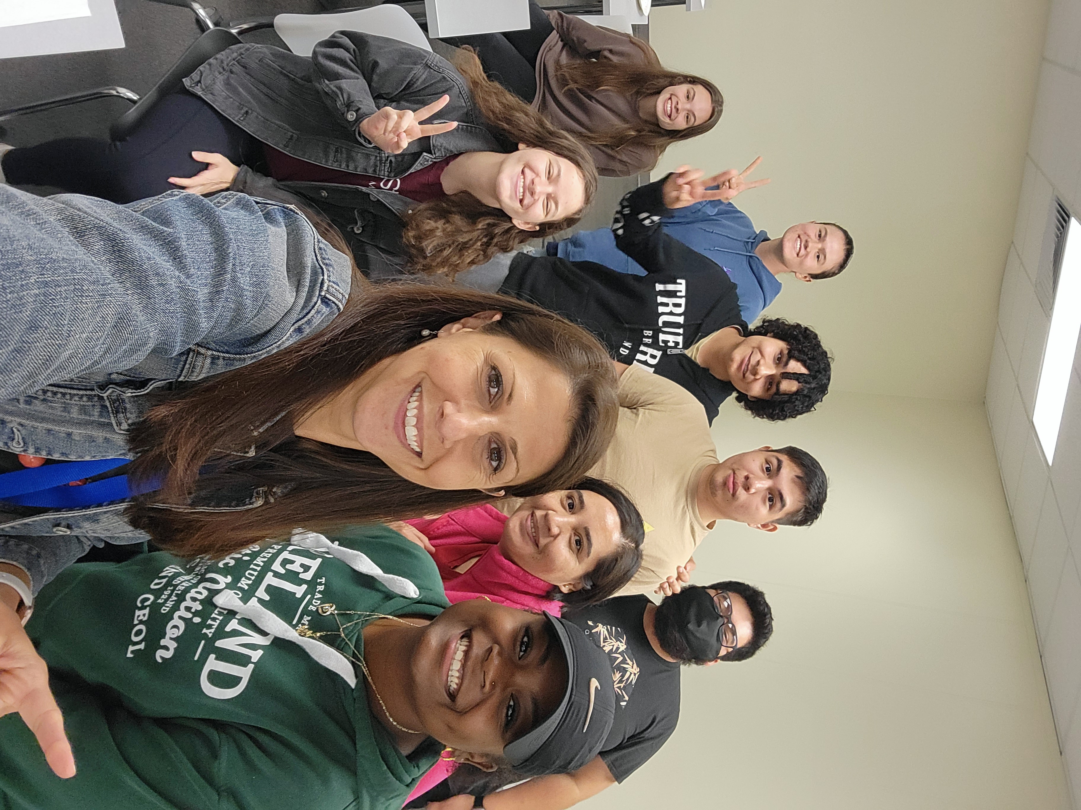 Sigma Delta Mu (Spanish Club/Spanish Honor Society) Weekly Meeting 