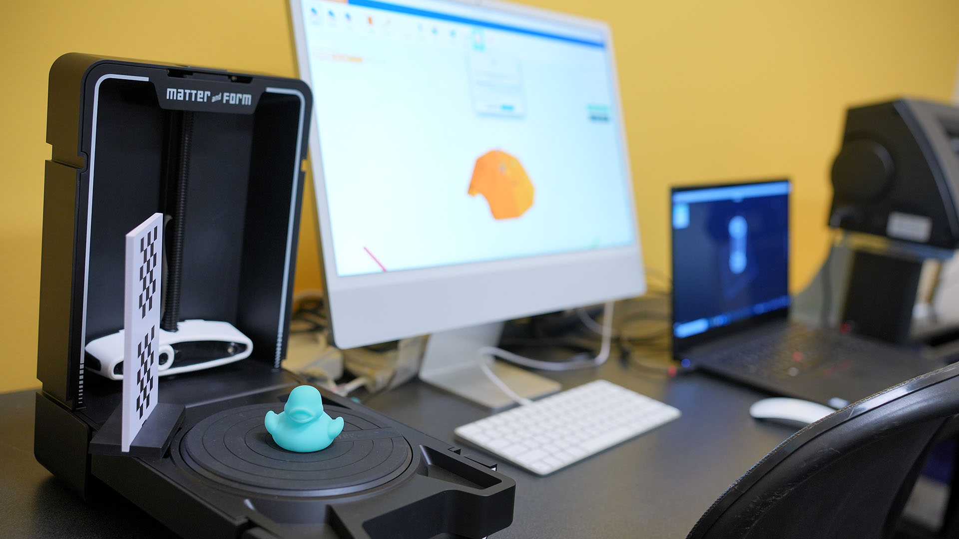 3D scanner in Scott Northern Wake Campus library makerspace