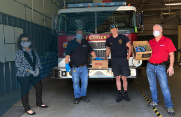 Employees Deliver Lunches to First Responders and Healthcare Workers