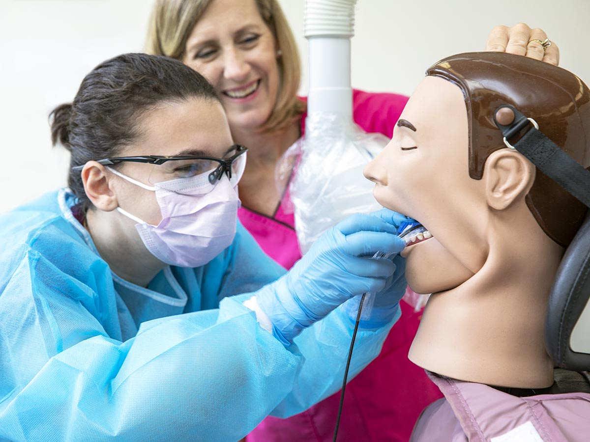 Dental assistant training image