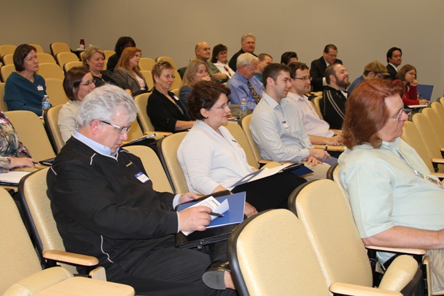 Bionetwork Capstone Center Hosts Industry Experts