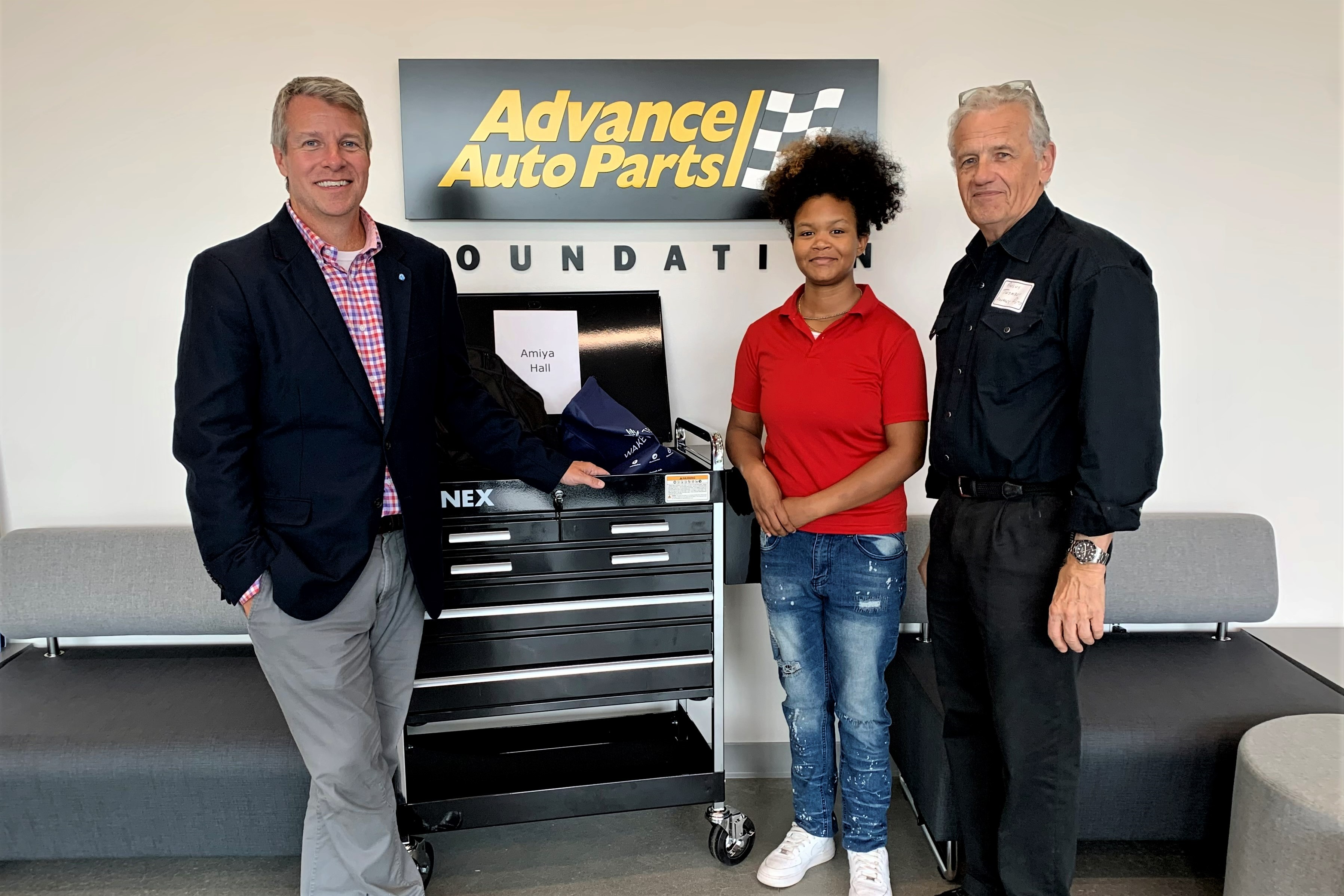 Advance Auto Parts Scholarship Recipients are Celebrated