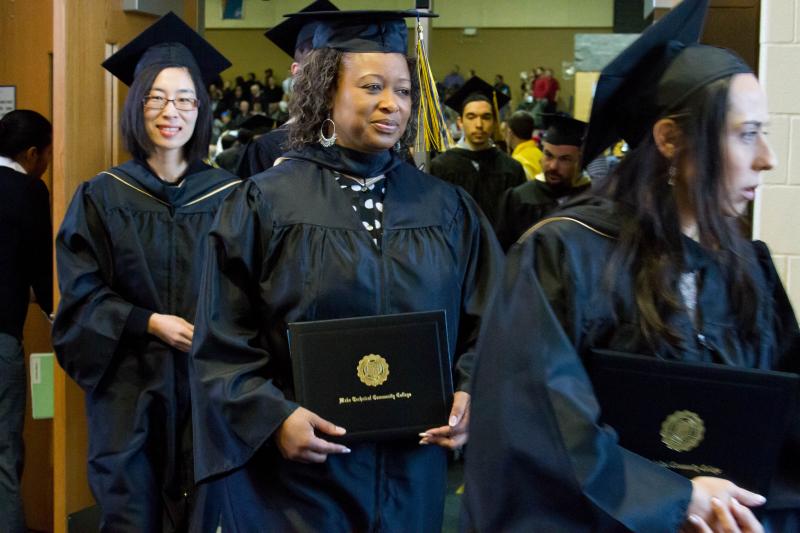 Wake Tech Holds Fall 2016 Commencement Exercises