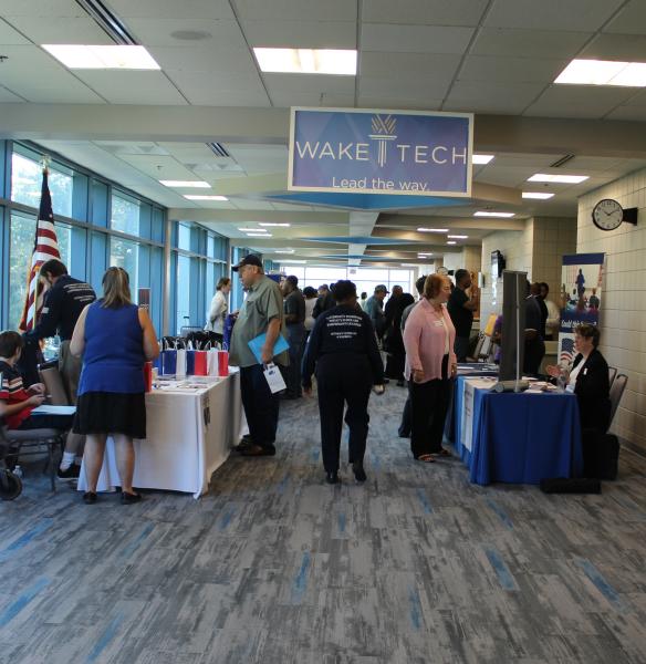 Veterans and Families Find Resources at Annual Summit