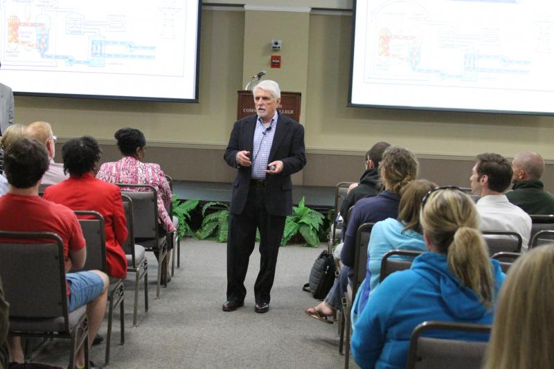 Dr. David McNelis, Sustainable Energy Expert