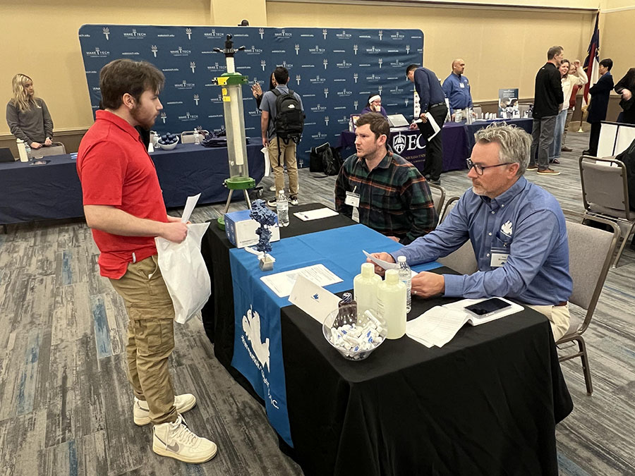 Biotech Students Connect with Employers at Career Fair