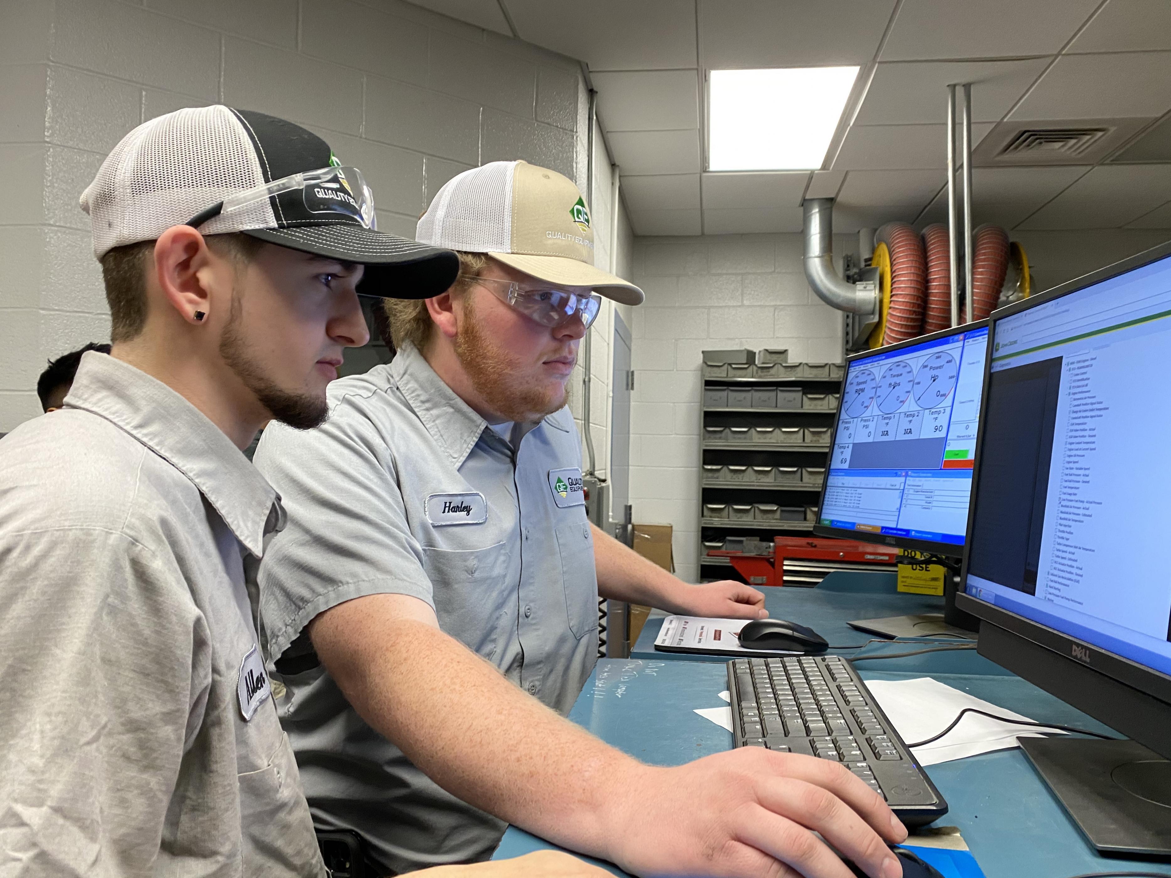 Open House Introduces Students to John Deere Ag Tech Program 