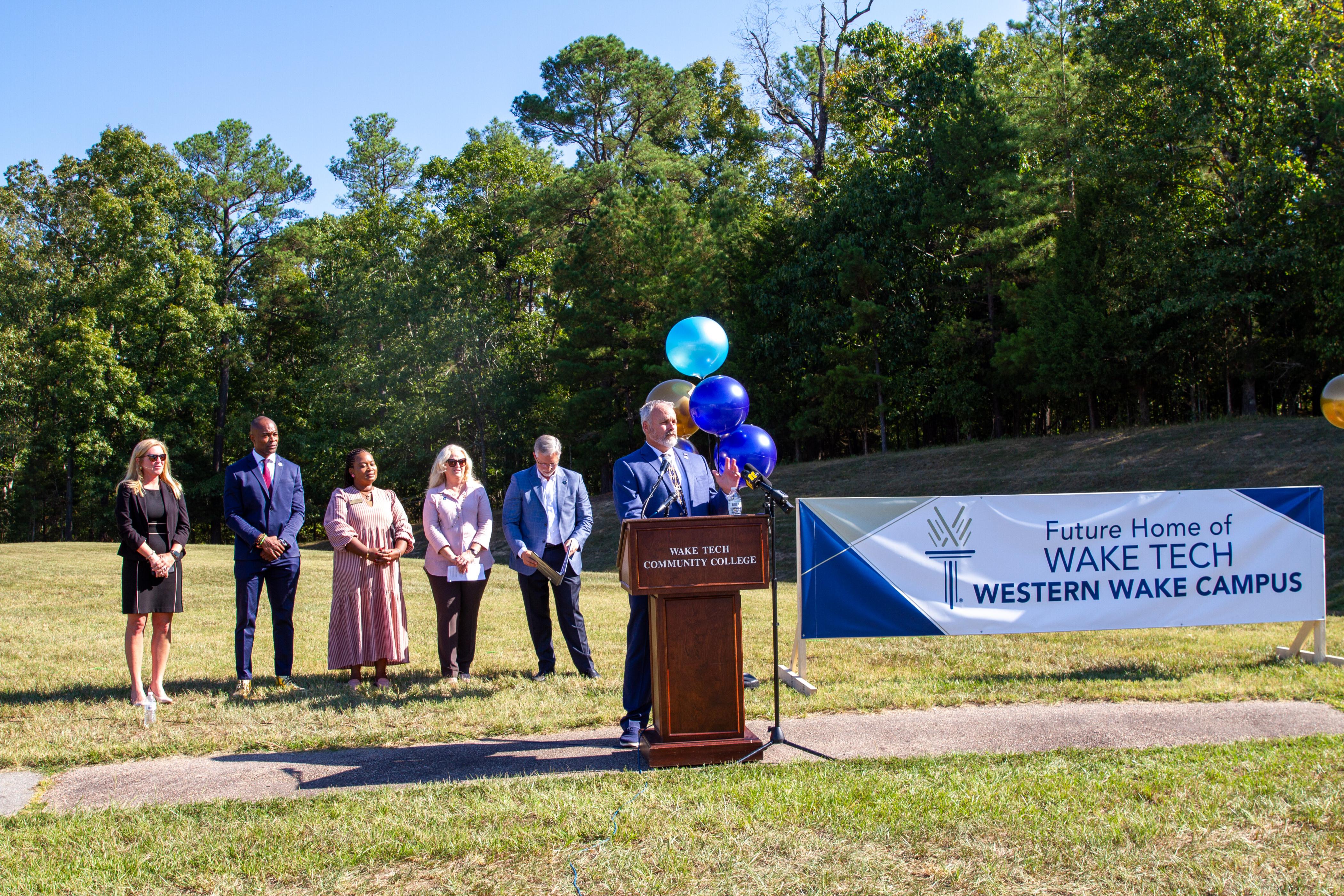 Sean Mayefskie, Holly Springs Mayor