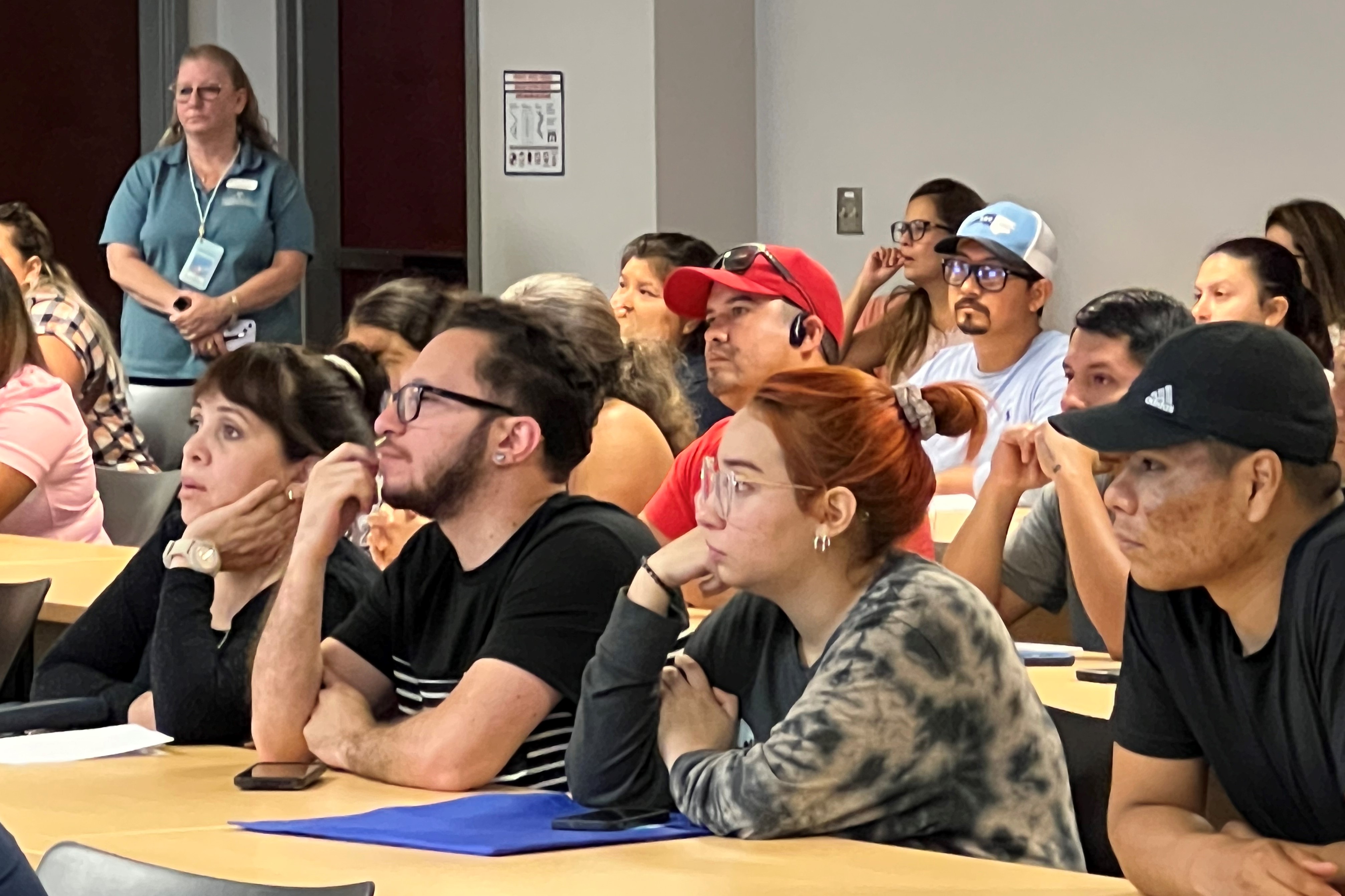 Workforce Continuing Education Open House in Spanish Draws a Crowd