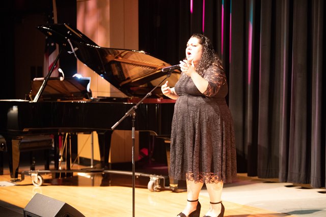 Ivette Lopez, Contestant 