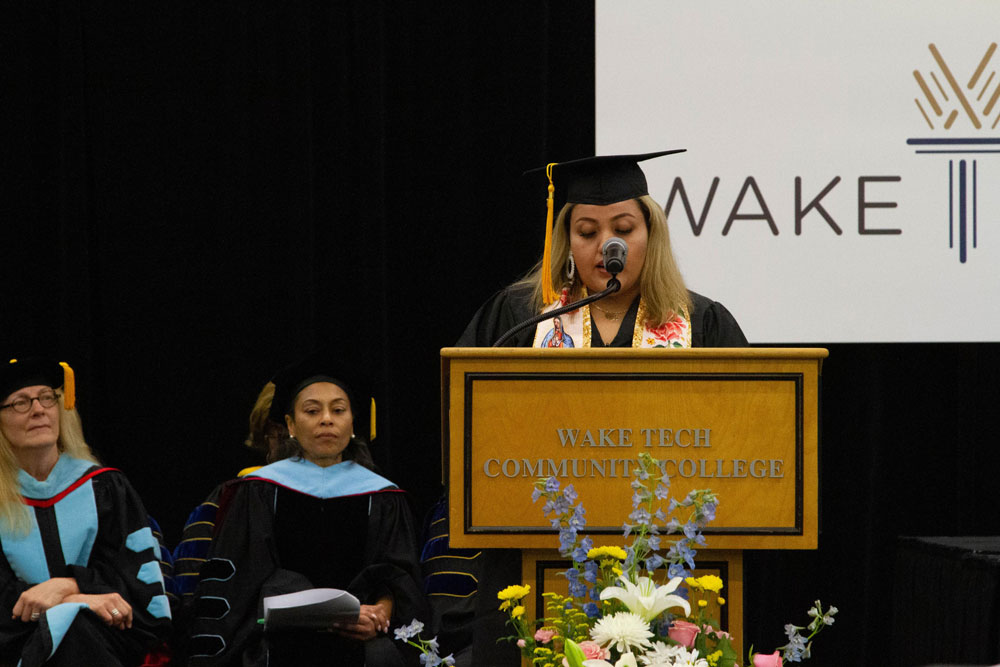 Casandra Aguirre, graduate