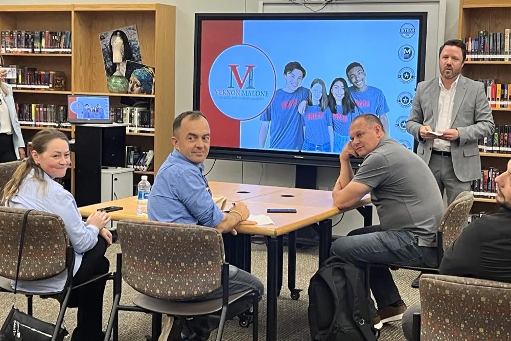 College Welcomes Delegation from Moldova
