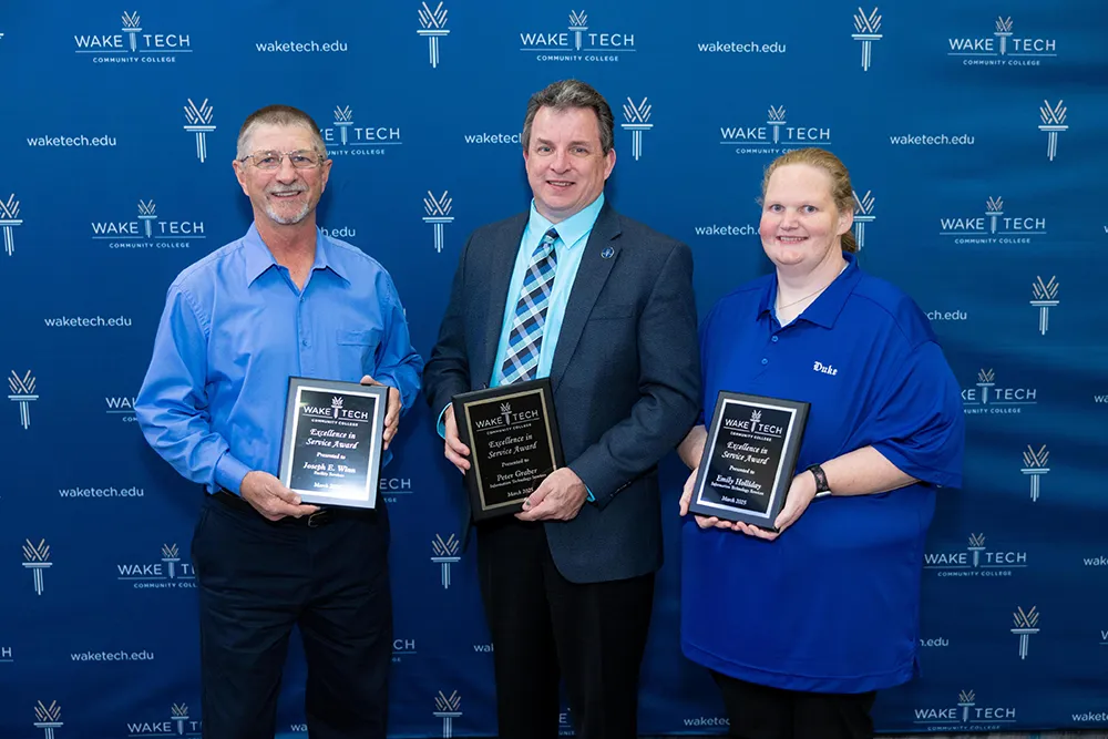 Staff members receive Excellence in Service Awards