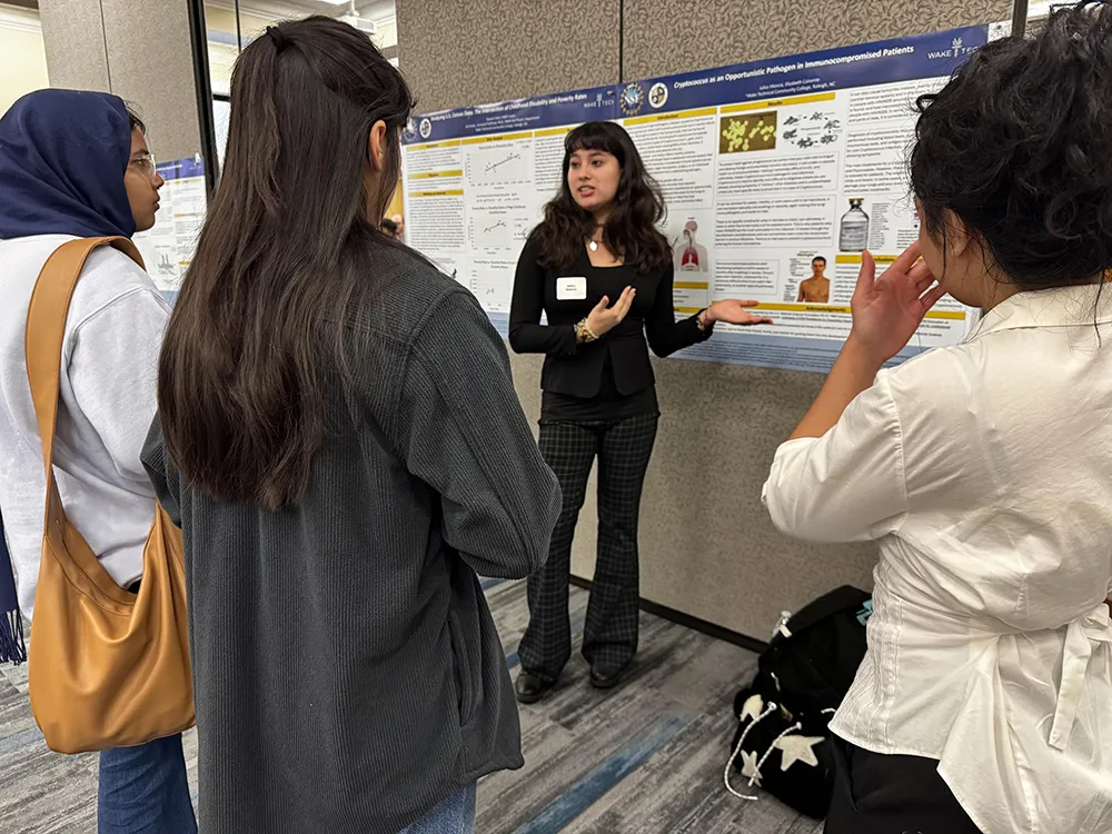 Student researchers in Wake Tech's START program present their findings at the Fall 2024 Student Showcase.Research Discoveries