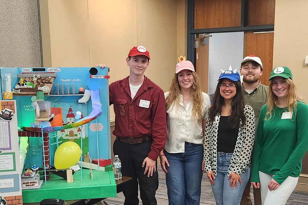 Formula V tied for fourth place in the Rube Goldberg Machine Competition.