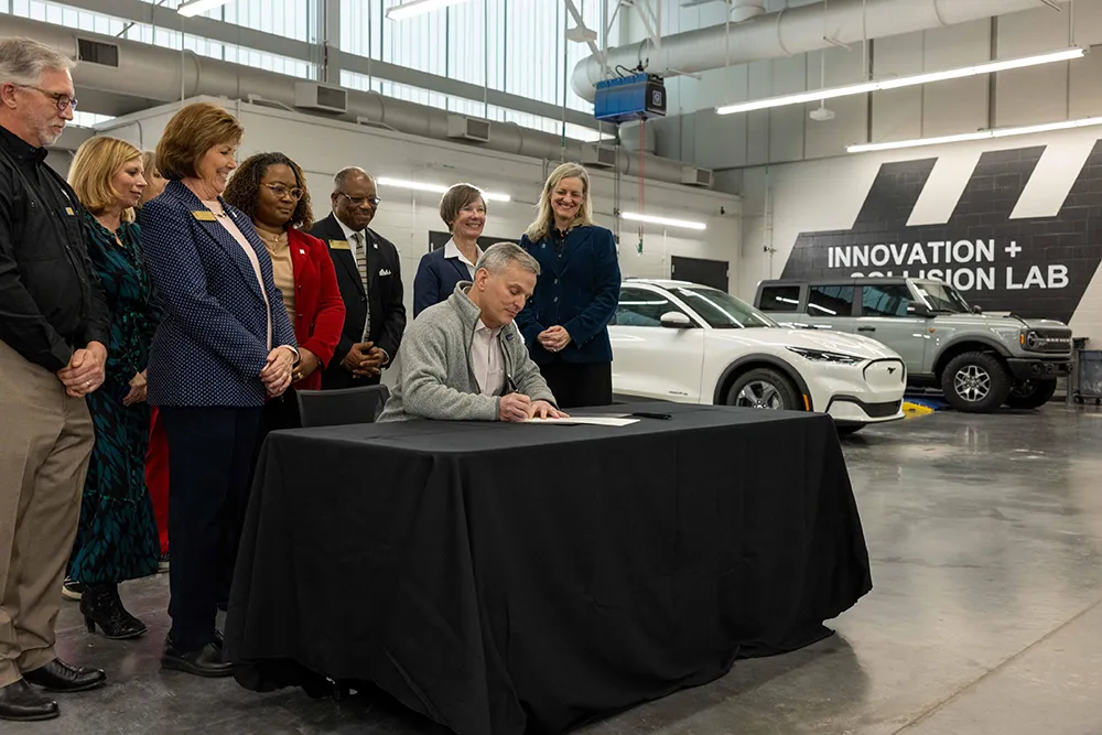 Governor Stein Visits Wake Tech to Promote Technical Education
