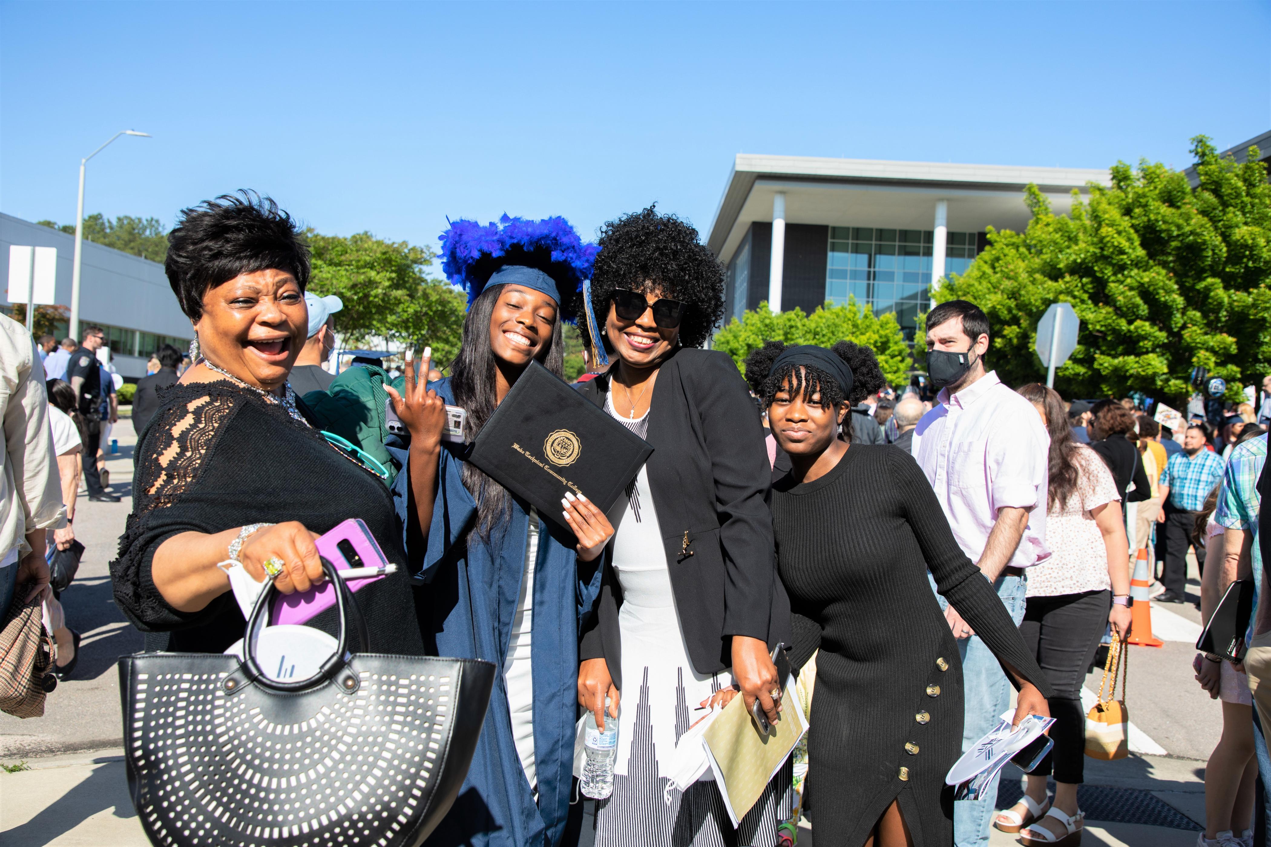 College Celebrates Spring Graduates 