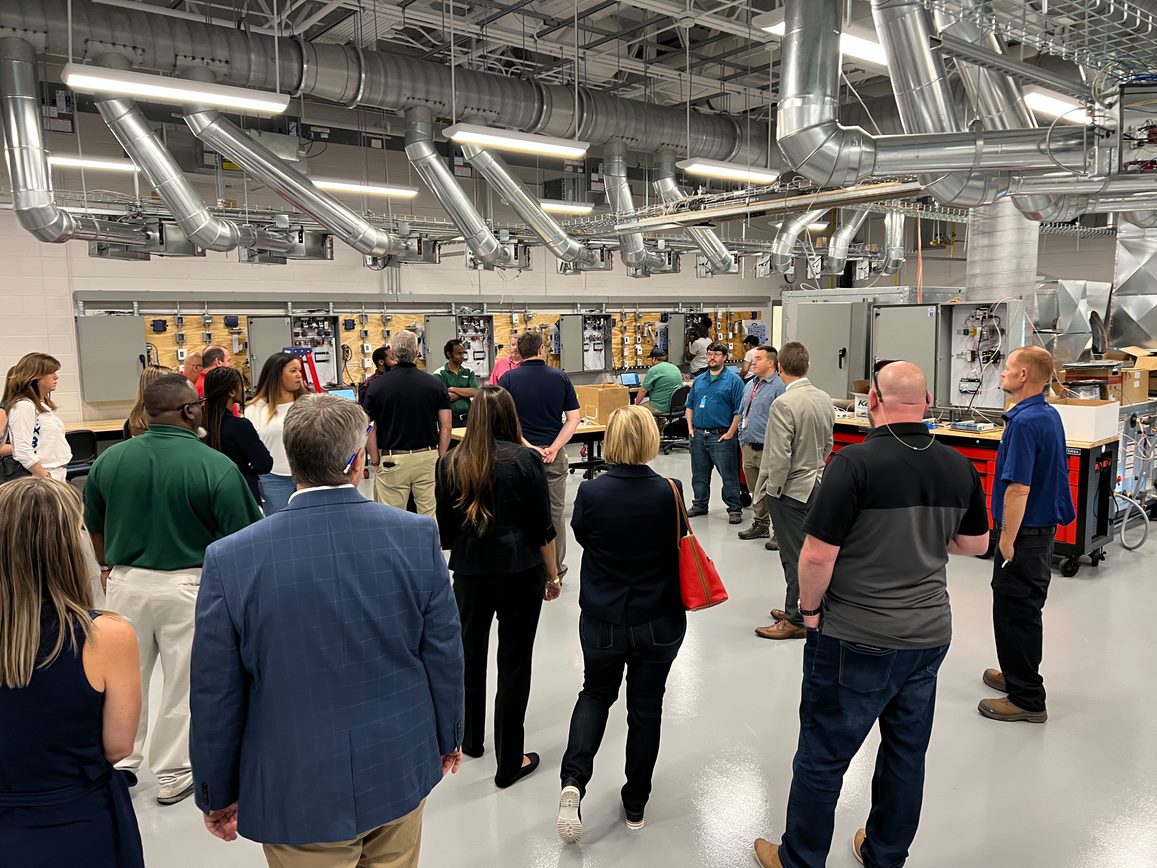 Community Gets Glimpse of New Center for Building Technologies