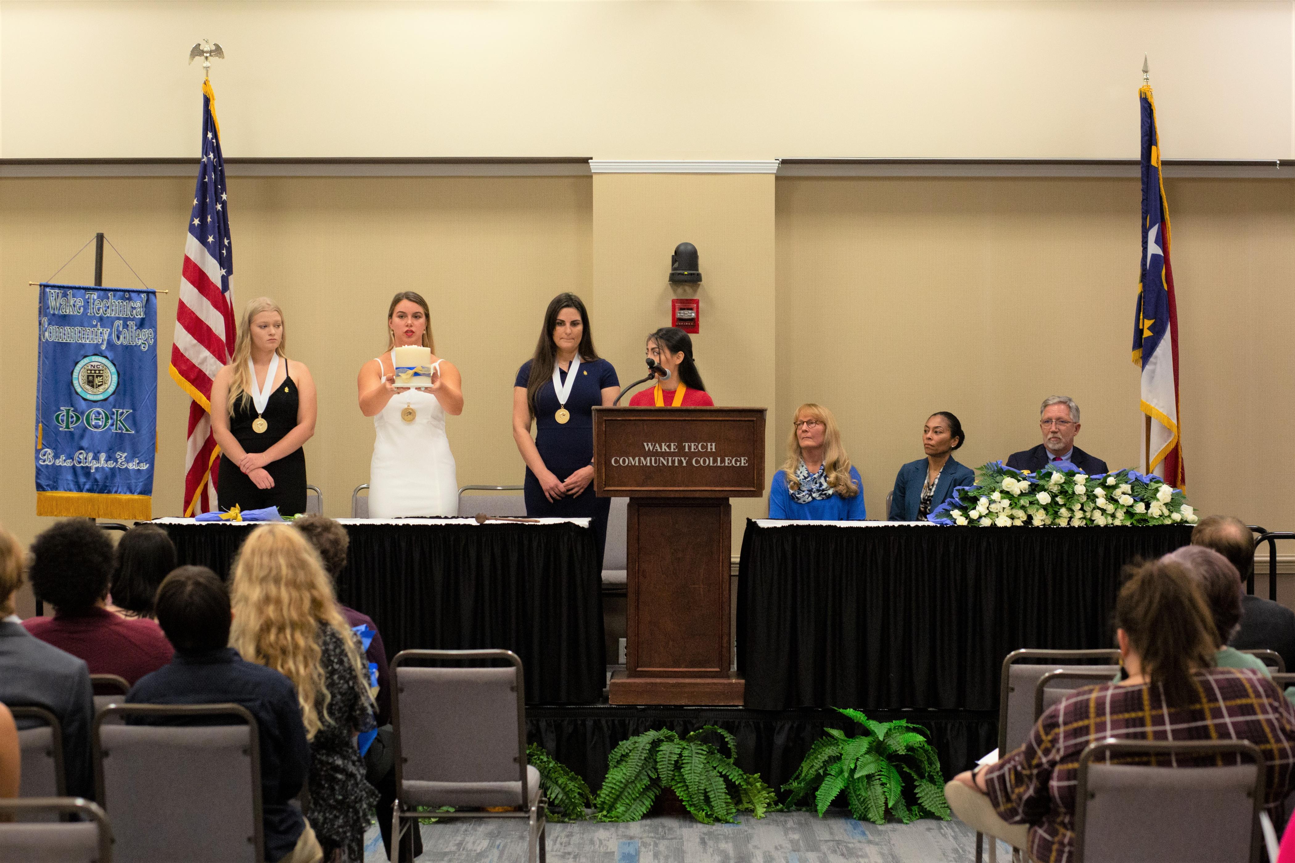 Phi Theta Kappa Honor Society Inducts New Members 