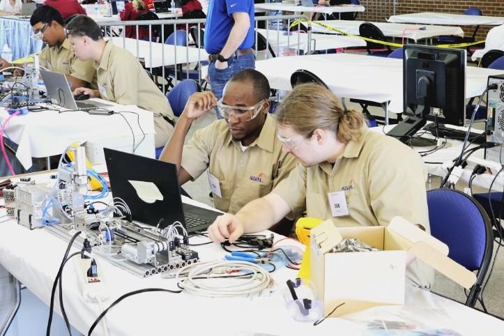 Students Shine at SkillsUSA State Competition