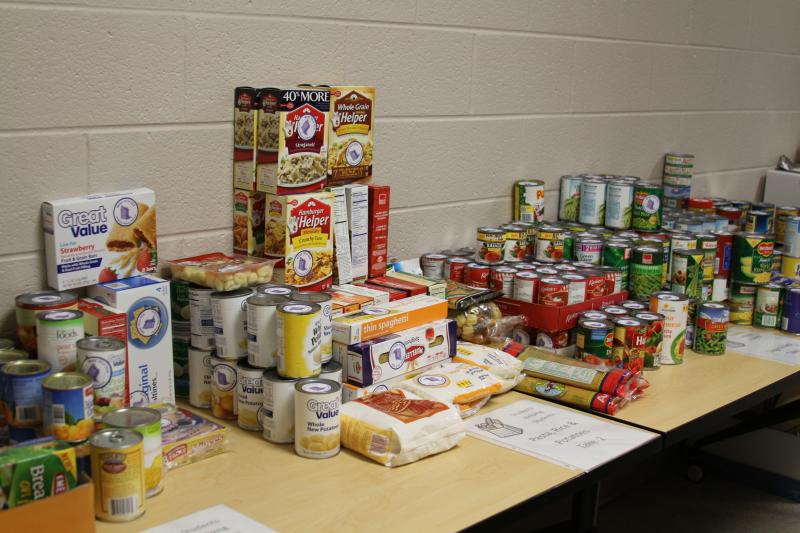 Wake Tech Students Organize Food Drive