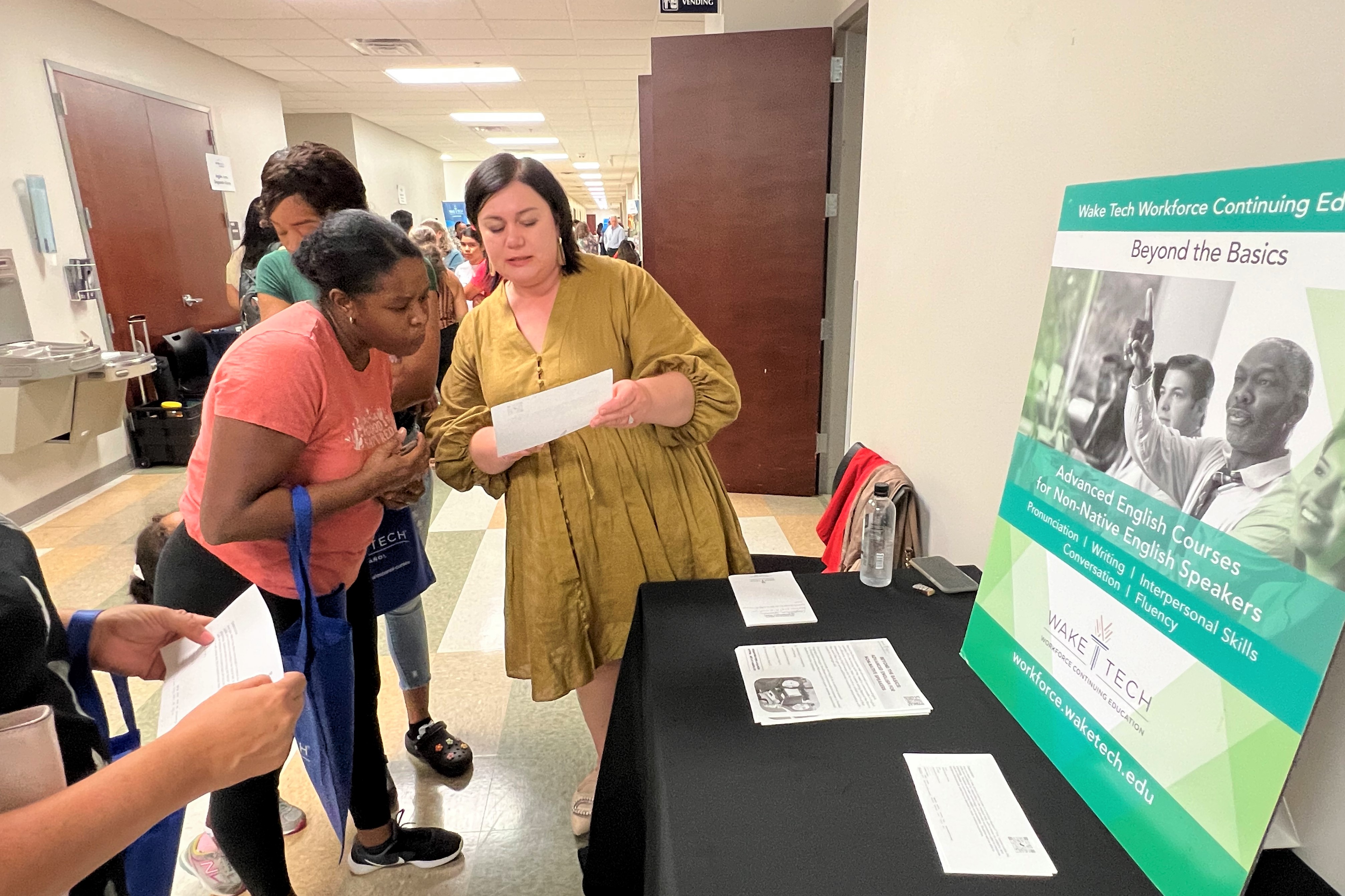 Workforce Continuing Education Open House in Spanish Draws a Crowd