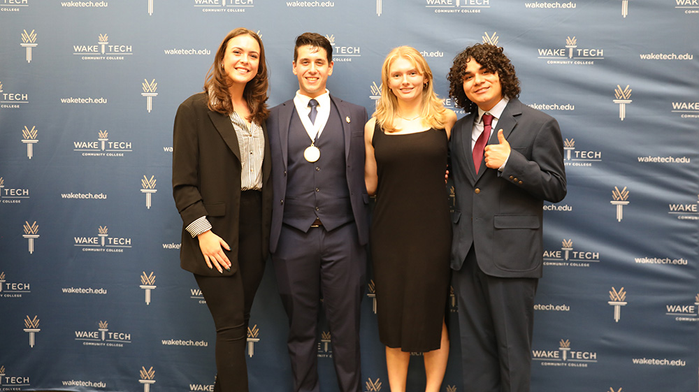 Phi Theta Kappa Celebrates New Members   
