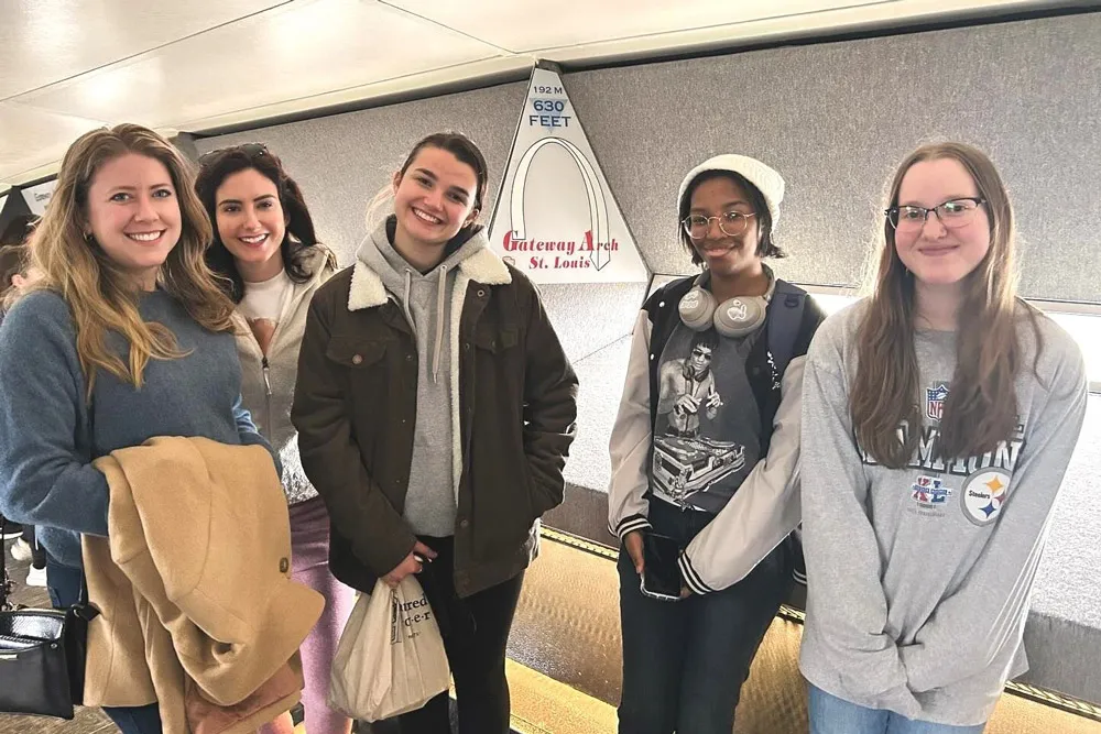 Mary Beth Wolverton, Elena Fleggas, Olivia Kerns, Jordan Adams and Natalie Fielding attended the Sigma Tau Delta International Convention.