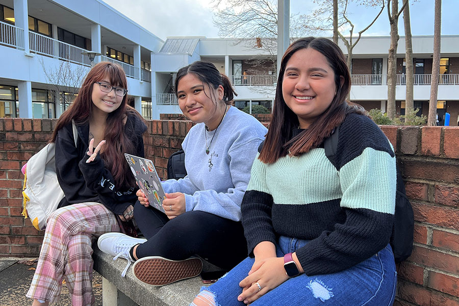 College Welcomes Students to Spring Semester