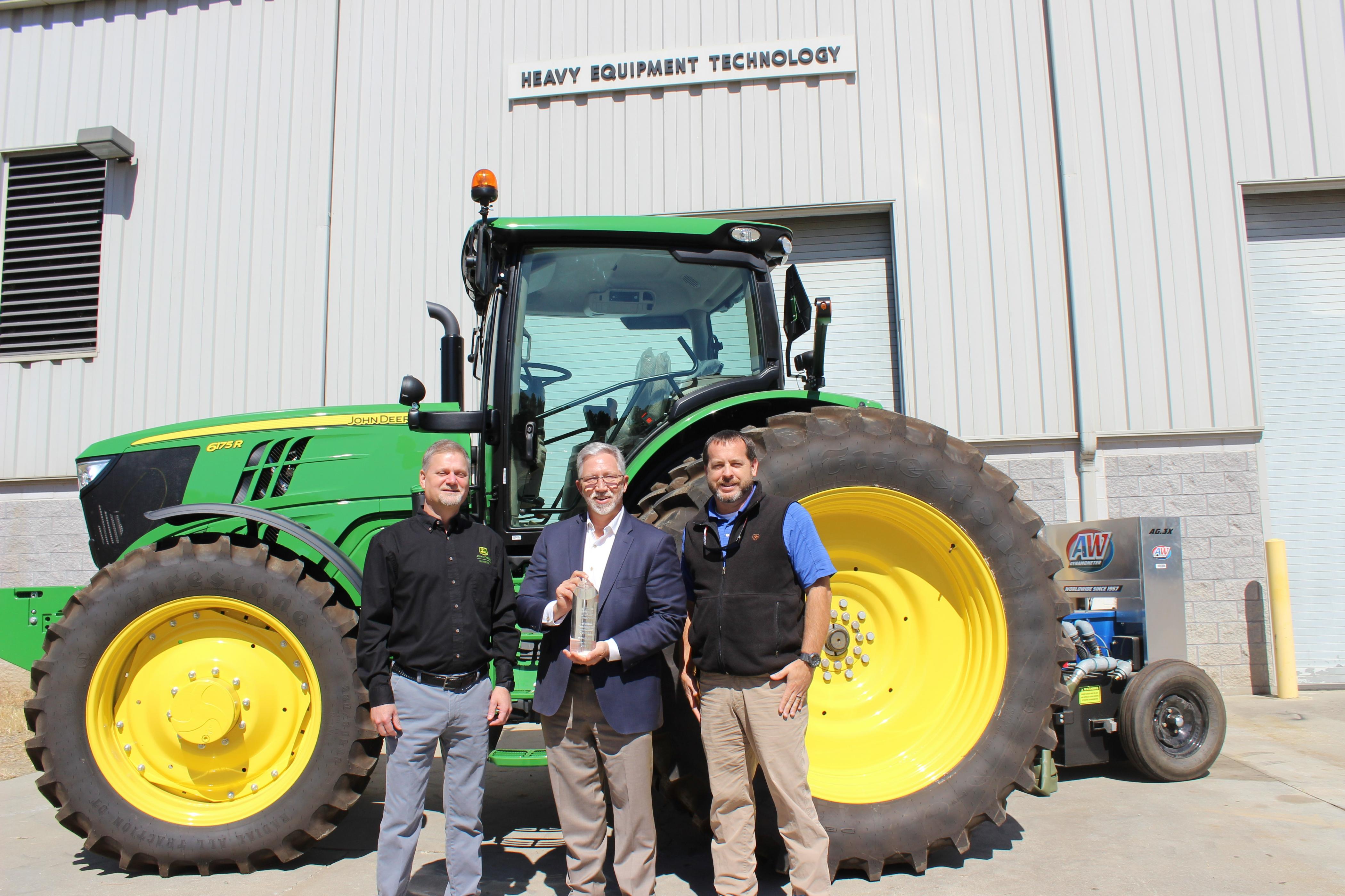 John Deere TECH Program Earns Highest Honor