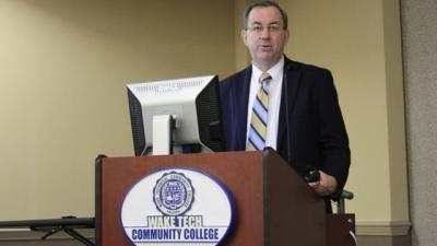 Nc Treasurer Discusses Financial Aid with Wake Tech Students