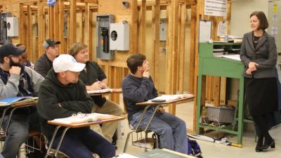 Nc Treasurer Discusses Financial Aid with Wake Tech Students