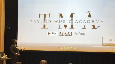 College Celebrates Entrepreneurs and Small Business Owners