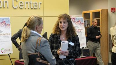BioNetwork Capstone Center Hosts Biomanufacturing Open House