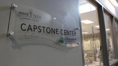 BioNetwork Capstone Center Hosts Biomanufacturing Open House