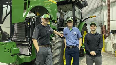 Open House Introduces Students to John Deere Ag Tech Program 