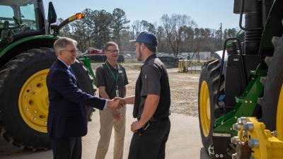 Dr. Ralls also observed the Heavy Equipment Operator simulation lab.