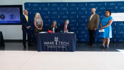 Wake Tech Collaborates with Red Hat to Offer Red Hat Training and Certification Courses