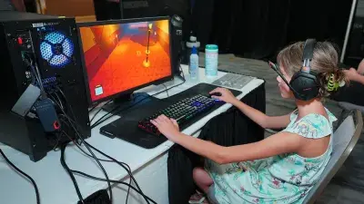 Students Showcase Original Video Games