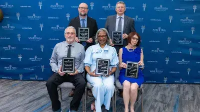Students receive Academic Excellence Awards