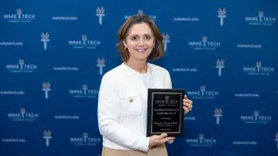 Students receive Academic Excellence Awards