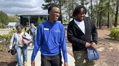 A Wake Tech Student Ambassador leads a campus tour during the 2024 Fall Open House.