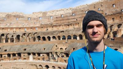 Students Study in Rome