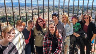 Students Study in Rome