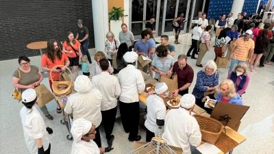 College Hosts Bakers’ Row 