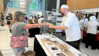 College Hosts Bakers’ Row 