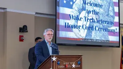 Wake Tech President Dr. Scott Ralls speaks to student veterans.