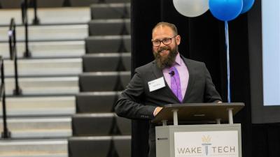 College Hosts First Entrepreneur Pitch Competition 