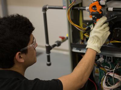 Air Conditioning, Heating, and Refrigeration Technology Technician
