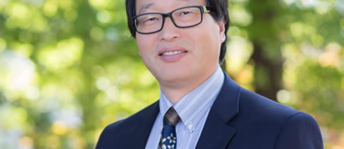 Senior Dean Wins State Award